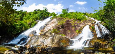 Şelale Namtok Tone Nga Chang in Hat Yai, Songkhla, Tayland. Yüksek kalite fotoğraf