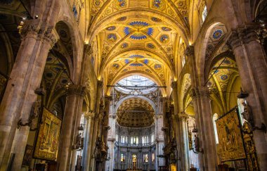 Duomo di Como Cathedral or Cattedrale di Santa Maria Assunta in Como lake, Italy. High quality photo