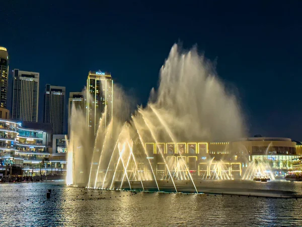 Dubai Fountain Show Burj Khalifa Lake Centro Dubai Emirados Árabes — Fotografia de Stock