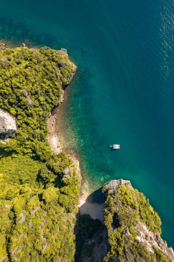 Koh Kai Tavuk Adası ve Ko Khom Krabi, Tayland, Güneydoğu Asya 'da.