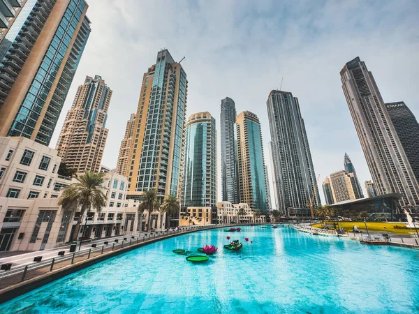 View Burj Park Surrounded Skyscrapers Downtown Dubai United Arab Emirates — Stock Photo, Image