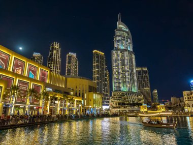 Dubai şehir merkezindeki Dubai AVM manzarası. Yüksek kalite fotoğraf