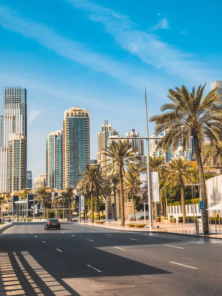 Nedan Skyskrapor Visa Downtown Dubai Affärs Och Finansdistrikt Förenade Arabemiraten — Stockfoto
