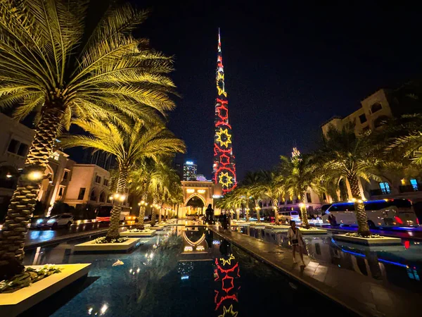 Дубай Центрі Міста Квадратне Місце Пальмами Ставком Burj Khalifa Задній — стокове фото