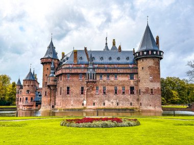Hollanda, Utrecht 'teki De Haar Kalesi veya Kasteel de haar. Yüksek kalite fotoğraf