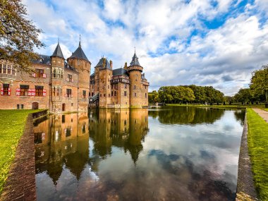 Hollanda, Utrecht 'teki De Haar Kalesi veya Kasteel de haar. Yüksek kalite fotoğraf