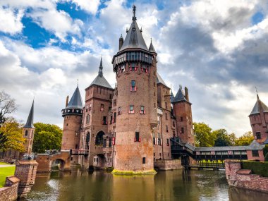 Hollanda, Utrecht 'teki De Haar Kalesi veya Kasteel de haar. Yüksek kalite fotoğraf