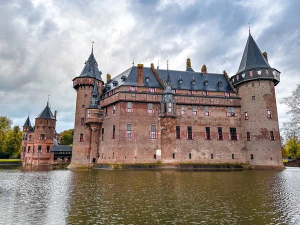 Hollanda, Utrecht 'teki De Haar Kalesi veya Kasteel de haar. Yüksek kalite fotoğraf