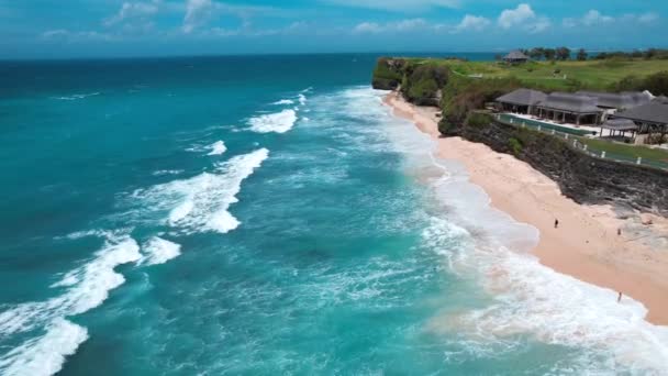 Вид Воздуха Пляж Dreamland Beach Пекату Полуострове Букит Острове Бали — стоковое видео