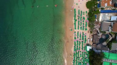 Patong sahilinin gün batımında, Phuket, Tayland 'daki hava manzarası. Yüksek kalite fotoğraf