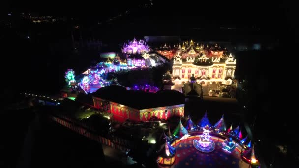 Luftaufnahme Des Beleuchtungsparks Carnival Magic Phuket Thailand Hochwertiges Filmmaterial — Stockvideo