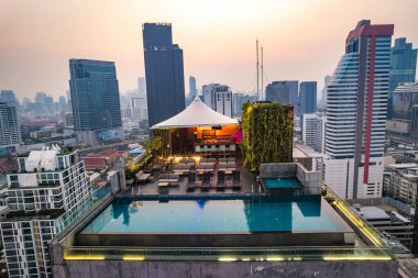 Bangkok, Tayland, Güney Asya 'daki Chong Nonsi iş ve finans bölgesinin havadan görüşü