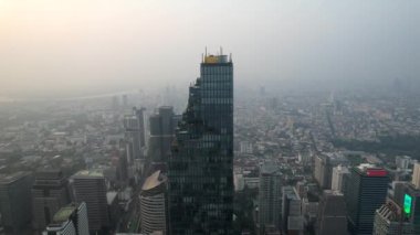 Bangkok, Tayland, Güney Asya 'daki Chong Nonsi iş ve finans bölgesinin havadan görüşü