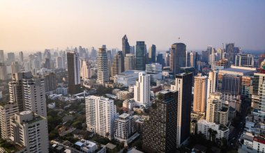 Bangkok, Tayland, Asya 'nın güneydoğusundaki Watthana bölgesinin hava manzarası