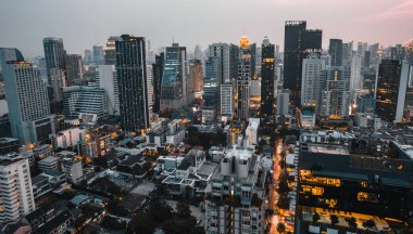 Bangkok, Tayland, Asya 'nın güneydoğusundaki Asoke bölgesinin hava manzarası.