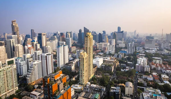 Bangkok, Tayland, Asya 'nın güneydoğusundaki Watthana bölgesinin hava manzarası