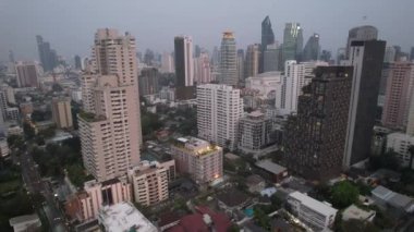 Bangkok, Tayland, Asya 'nın güneydoğusundaki Watthana bölgesinin hava manzarası