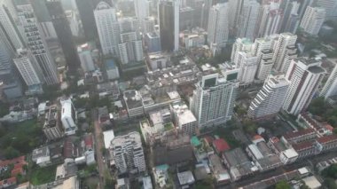 Bangkok, Tayland, Asya 'nın güneydoğusundaki Watthana bölgesinin hava manzarası