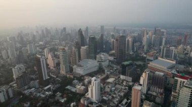 Bangkok, Tayland, Asya 'nın güneydoğusundaki Phrom Phong bölgesinin hava manzarası.