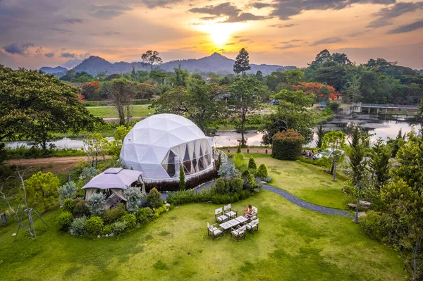Khao Yai, Nakhon Ratchasima, Tayland, Asya 'nın güneydoğusunda çadırları olan bir kamp ya da gözleme.