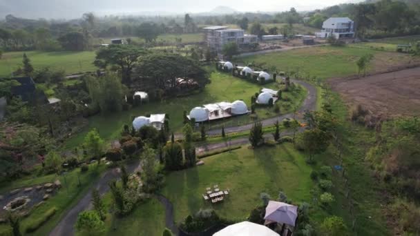 Vista Aérea Uma Área Glamping Camping Com Tendas Khao Yai — Vídeo de Stock