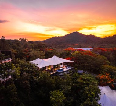Khao Yai, Nakhon Ratchasima, Tayland, Güney Doğu Asya 'da lüks manzarası.