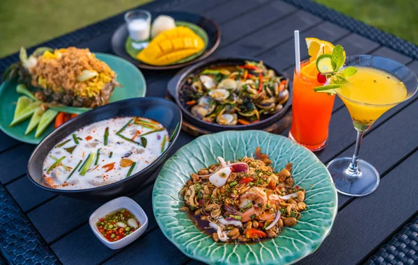 Thaise Gerechten Een Restaurant Aan Het Strand Hua Hin Thailand — Stockfoto