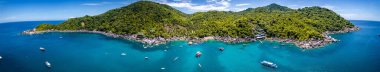 Ao Hin Wong plajının havadan görüntüsü Koh Tao, Tayland, Güney Asya
