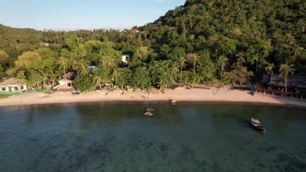Vista Aérea Mae Haad Beach Muelle Koh Tao Tailandia Sureste — Vídeo de stock