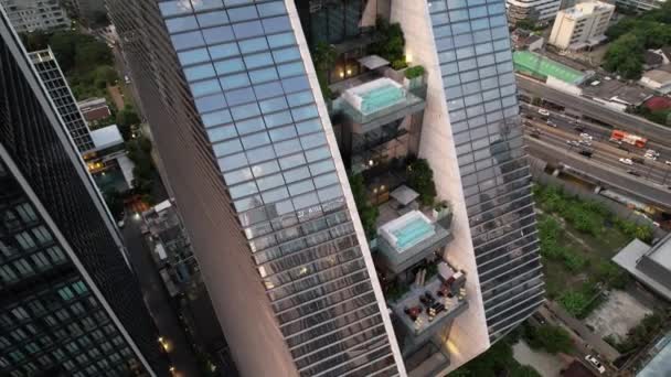 Вид Повітря Дорогу Плоенчит Центрі Бангкока Фінансовий Район Бізнес Центр — стокове відео