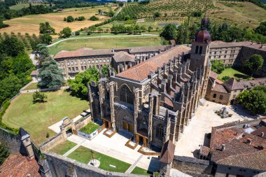 Vercors, Auvergne Rhone Alpes, Fransa, Avrupa 'da St. Anthony veya Saint Antoine l Abbaye' nin hava manzarası