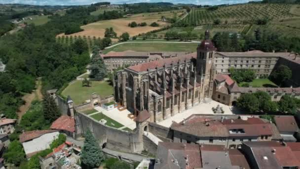 法国罗纳阿尔卑斯奥弗涅州Isere市Vercors的圣安东尼或圣安东尼L Abbaye的空中景观 — 图库视频影像