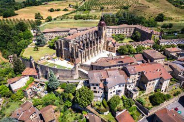 Vercors, Auvergne Rhone Alpes, Fransa, Avrupa 'da St. Anthony veya Saint Antoine l Abbaye' nin hava manzarası