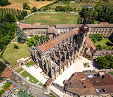 Vercors, Auvergne Rhone Alpes, Fransa, Avrupa 'da St. Anthony veya Saint Antoine l Abbaye' nin hava manzarası