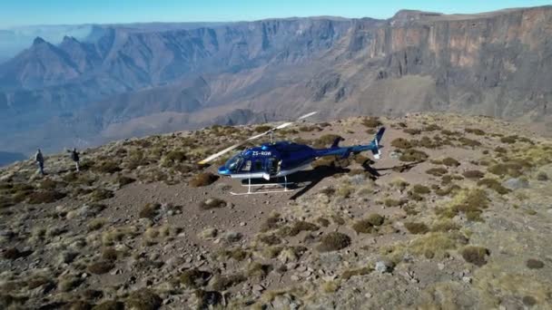 Vista Aérea Pico Catedral Parque Nacional Drakensberg Fronteira Com Lesoto — Vídeo de Stock
