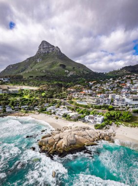 Cape Town, Western Cape, Güney Afrika, Afrika 'daki kampların hava görüntüsü.