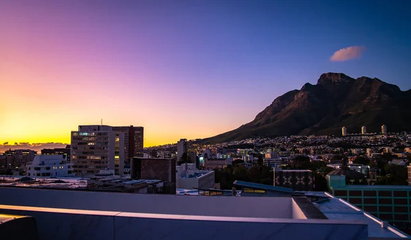 Luftaufnahme Des Kapstädter Stadtzentrums Bei Sonnenuntergang Westkap Südafrika Afrika Stockbild