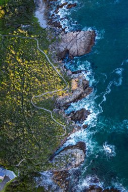 Hermanus sahilinin havadan görünüşü, Batı Burnu, Güney Afrika, Afrika
