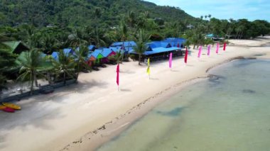 Koh Samui, Tayland 'daki Lamai sahilinin havadan görüntüsü. Yüksek kalite 4k görüntü