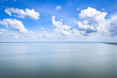 Lopburi, Tayland, Güney Doğu Asya 'daki Pasak Chonlasit Barajı' nın hava görüntüsü