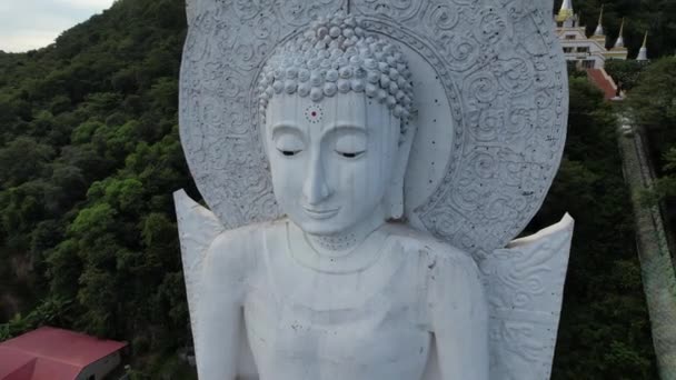 Pemandangan Udara Wat Tham Phrathat Kuil Khao Prang Lopburi Thailand — Stok Video