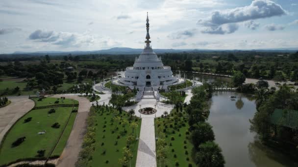 Wat Saeng Tham Wang Khao Khiao Phra Maha Chedi Saeng — стоковое видео