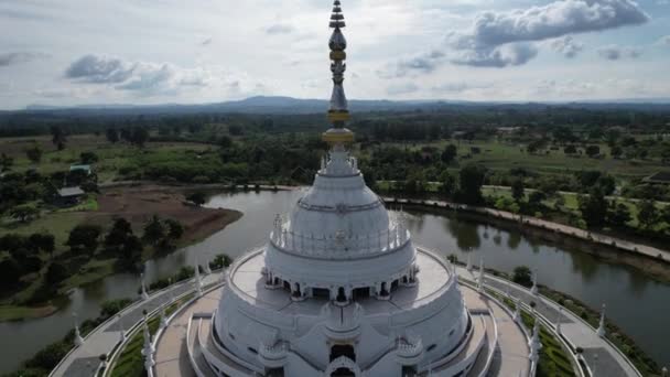 Wat Saeng Tham Wang Khao Khiao Phra Maha Chedi Saeng — Vídeo de stock