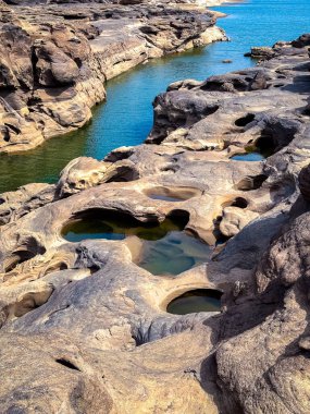 Sam Phan Bok Ubon, Tayland 'da Büyük Kanyon' u sallıyor.
