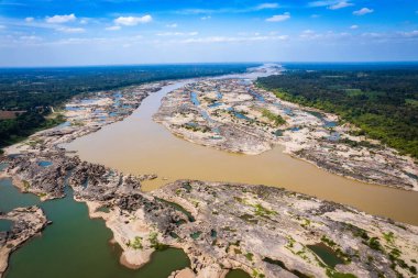 Sam Phan Bok Ubon, Tayland 'da Büyük Kanyon' u sallıyor.