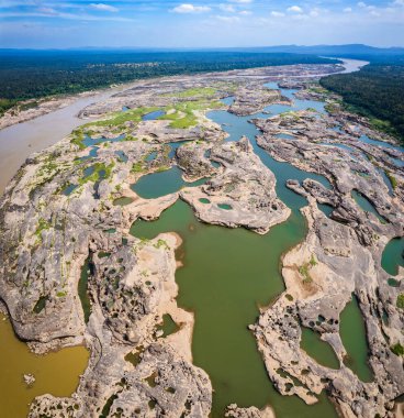 Sam Phan Bok Ubon, Tayland 'da Büyük Kanyon' u sallıyor.