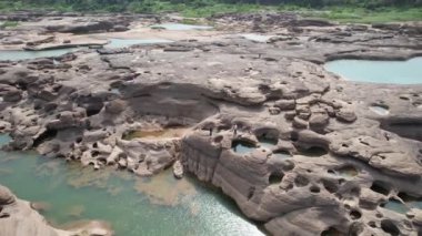 Sam Phan Bok Ubon, Tayland 'da Büyük Kanyon' u sallıyor.