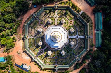 Phra Maha Chedi Chai Mongkhon Roi Et, Tayland, Güney Doğu Asya