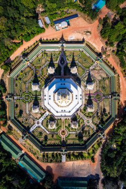 Phra Maha Chedi Chai Mongkhon Roi Et, Tayland, Güney Doğu Asya