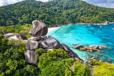 Phang Nga, Tayland, Güney Asya 'daki Similan adasının havadan görünüşü